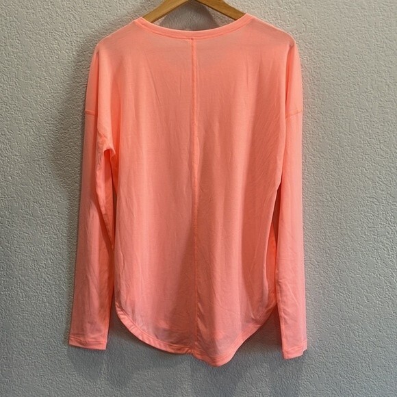 Lucy Coral Pink Scoop Bottom Crew Neck Long Sleeve T Shirt Size Small - Picture 5 of 6